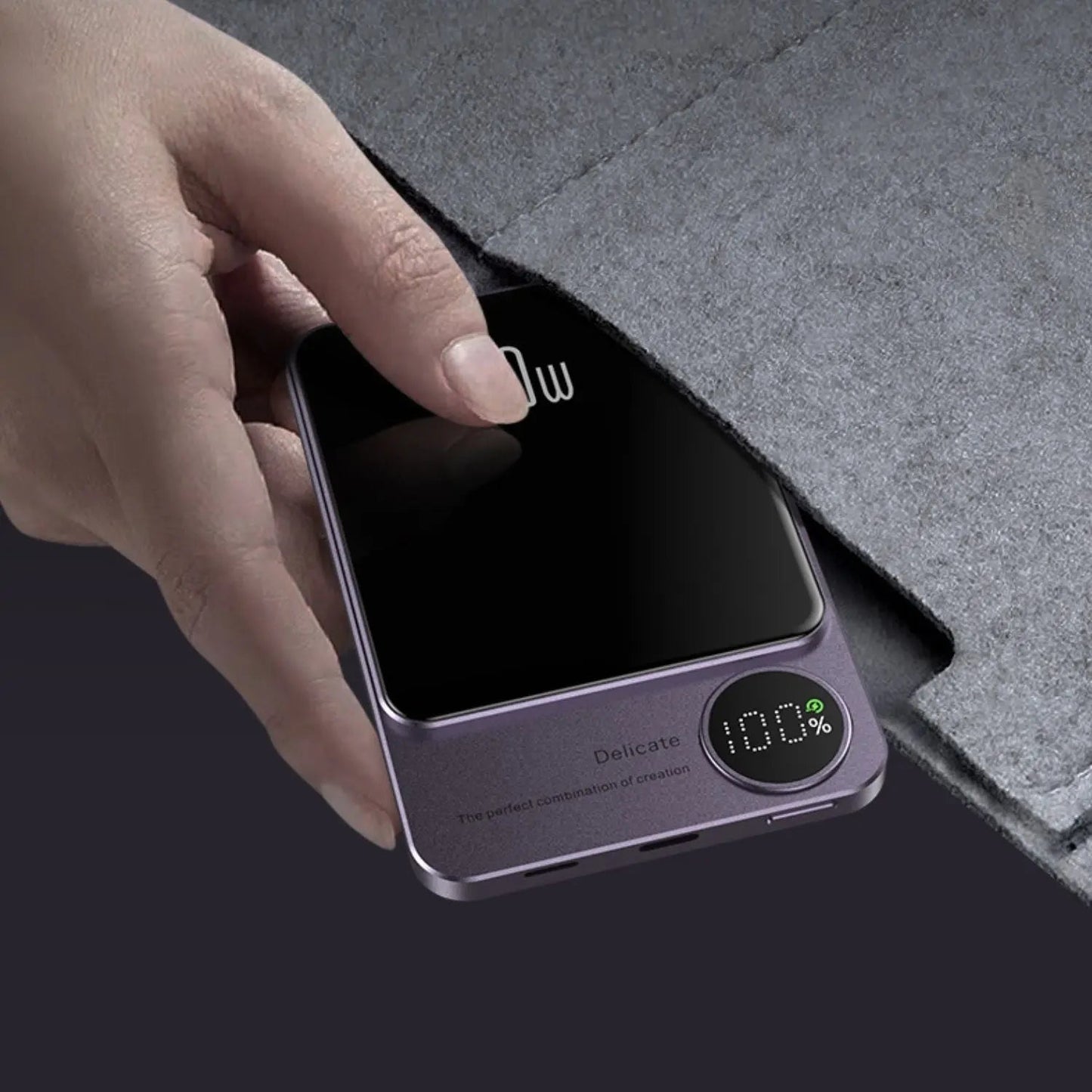 Sleek  Magnetic Fast Charging Power Bank – Wireless, High-Capacity Backup Battery for All Devices