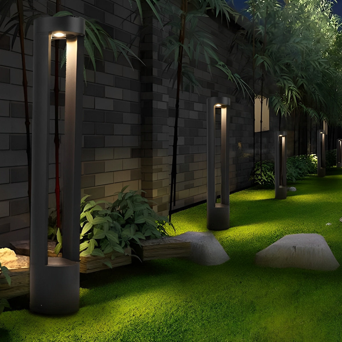 Waterproof Hollow Cylindrical Shaped LED Lamp Post Lights