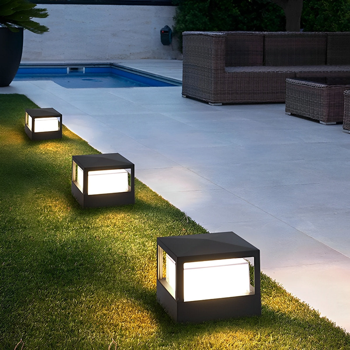 Waterproof Modern Square Outdoor Post Cap Light Fence Landscape Light