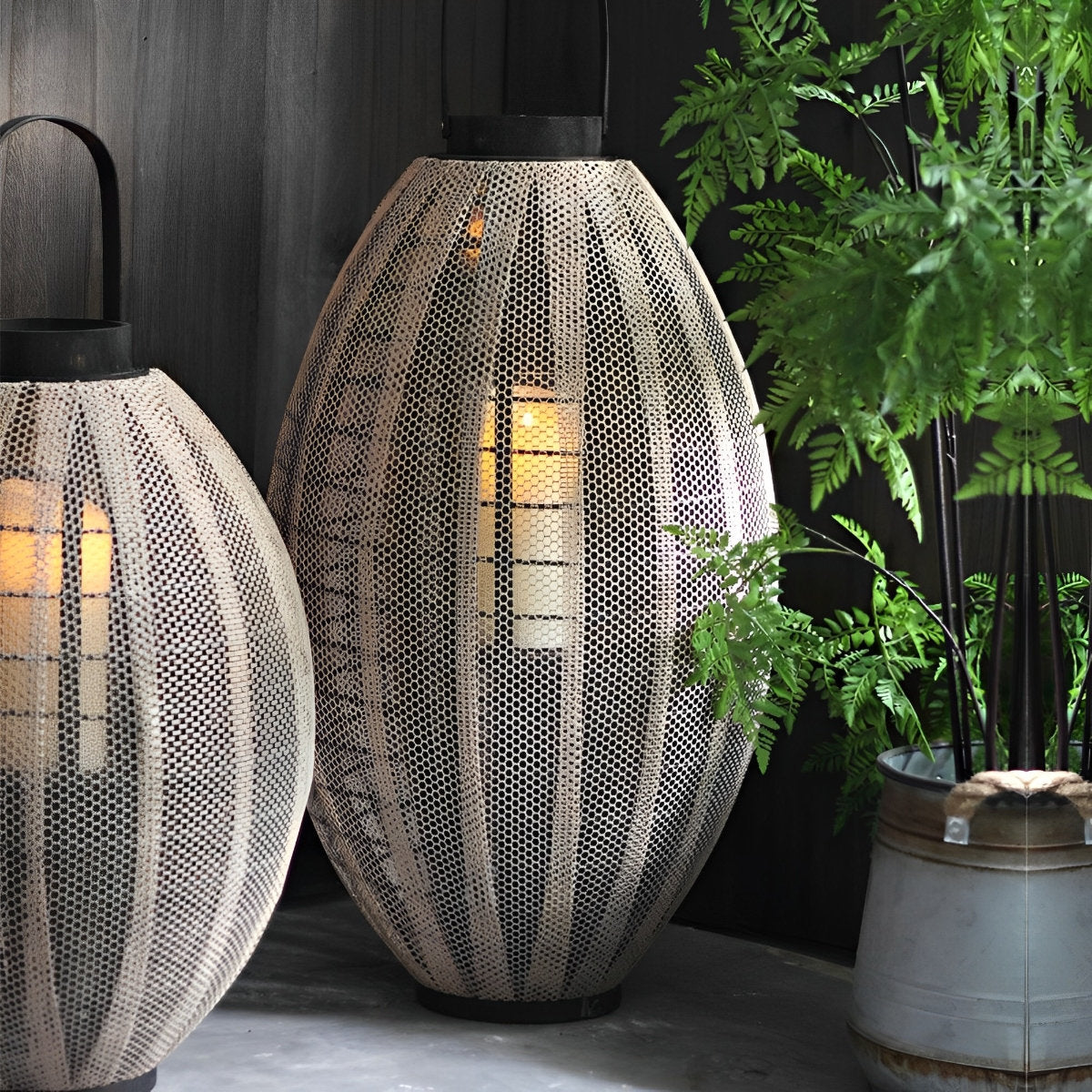 Retro Oval Cage LED Candle Floor Lamp Lantern