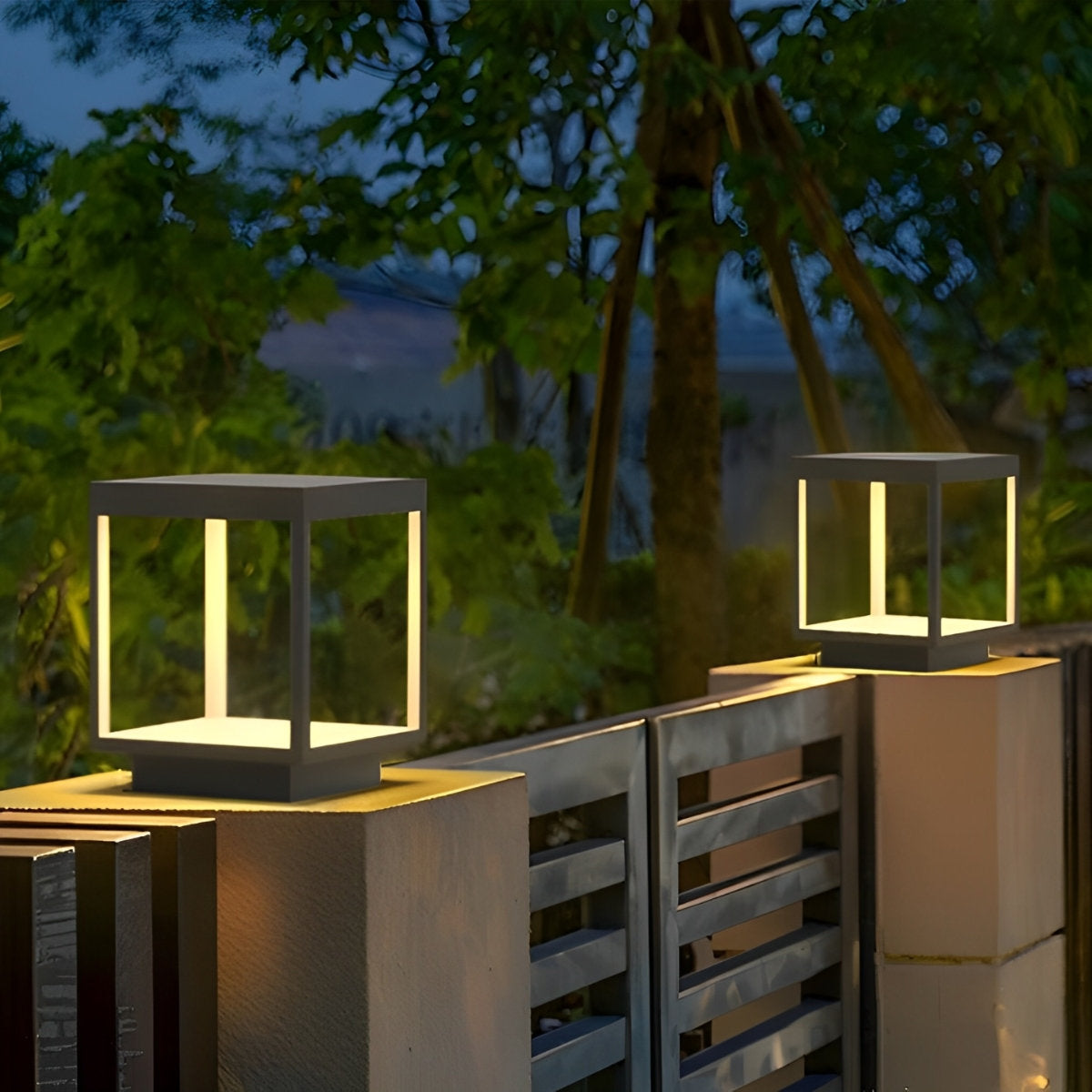 Square Hollow Frame Waterproof LED Courtyard Solar Post Cap Light