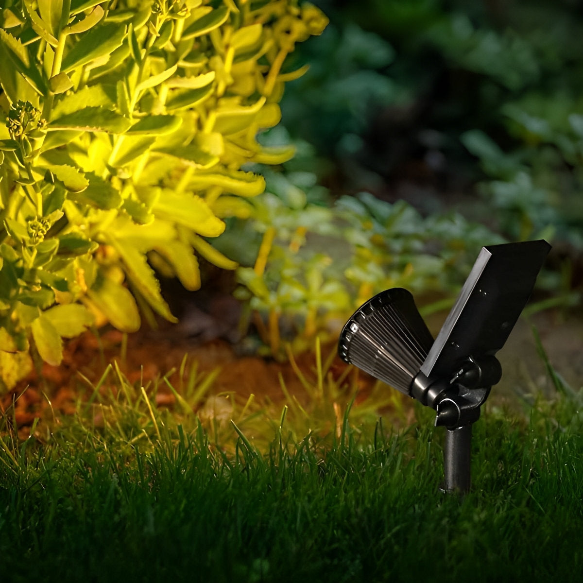 Waterproof LED Modern Solar Tree Spotlights Landscape Decor Lighting Lawn Light