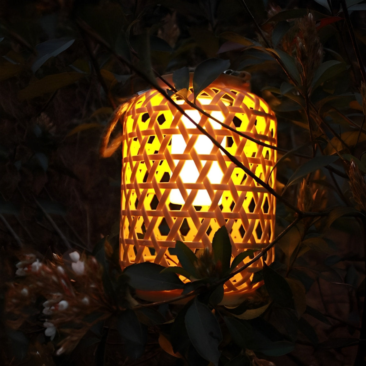 Waterproof Solar Retro Rattan Lanterns Hanging Lights